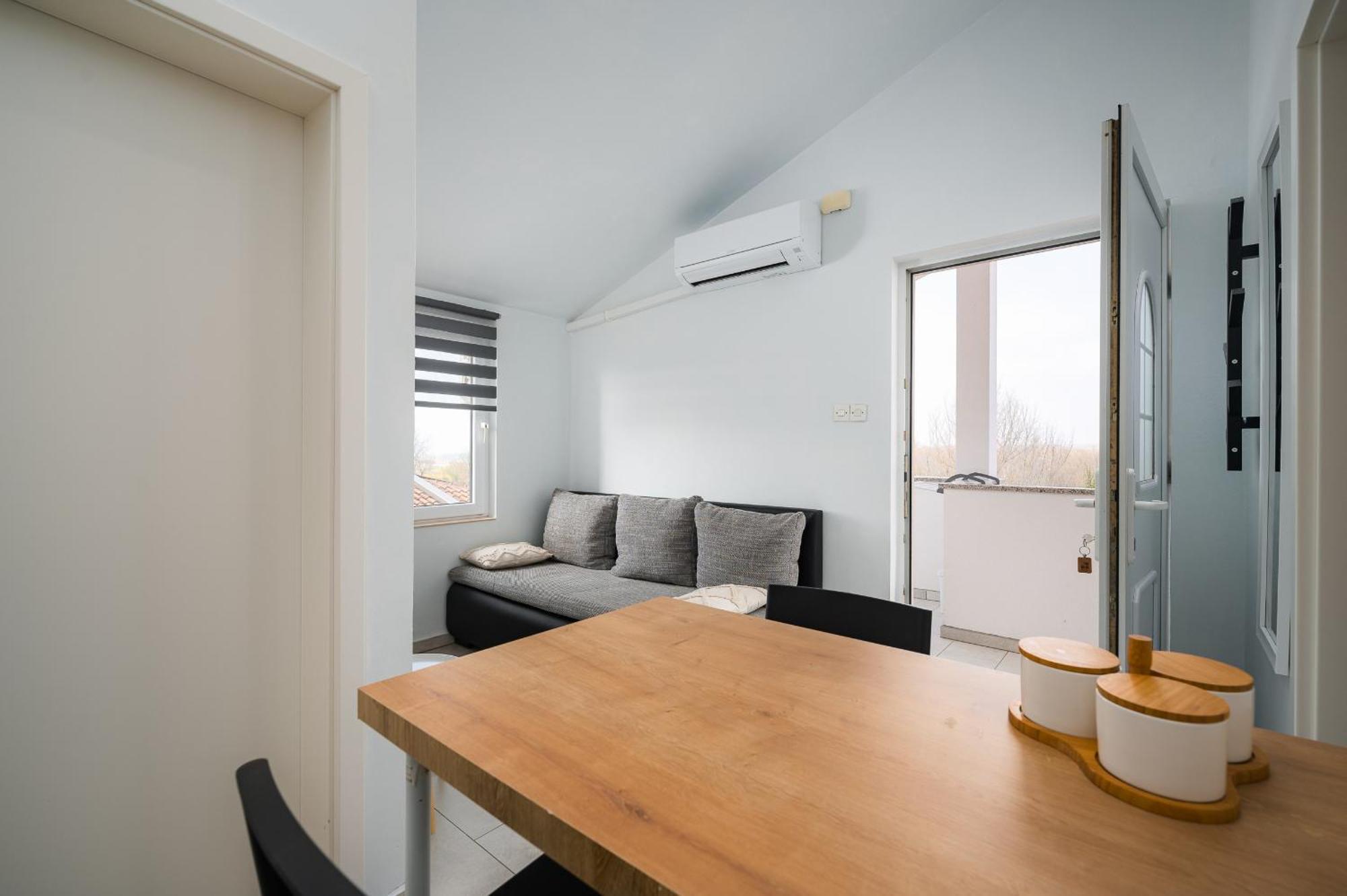 Charming Apartments Rose 1&2 With Pool Poreč Exterior foto